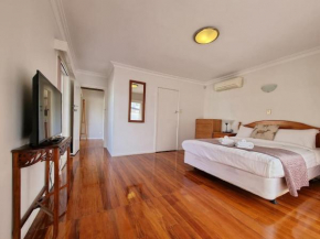 Cosy Unit by Airport Manukau with Heat Pump WIFI